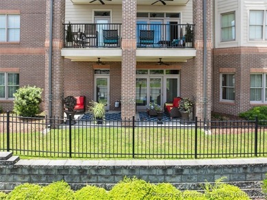 NOW OFFERING a 3/2/1 buydown at closing, for a qualified Owner