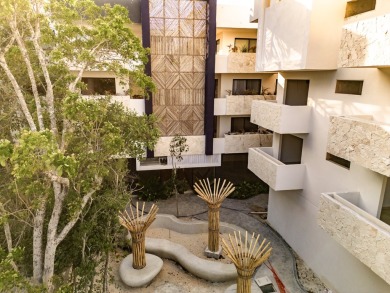 Welcome to this beautifully designed 2-bedroom, 2-bathroom condo - photo 42