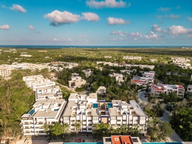 Welcome to this beautifully designed 2-bedroom, 2-bathroom condo - photo 45