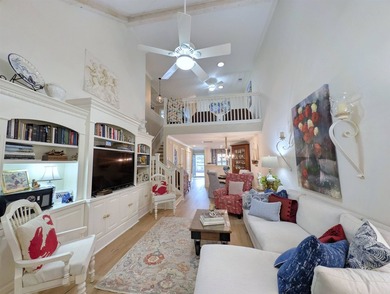 Well maintained and updated 3 bedroom, 3 1/2 bathroom with a - photo 11