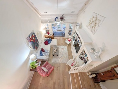 Well maintained and updated 3 bedroom, 3 1/2 bathroom with a - photo 12