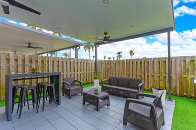 Discover modern living in this stylish 3-bedroom, 2.5-bathroom - photo 15