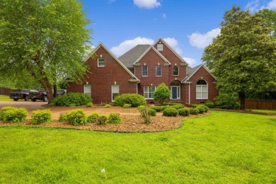 Beech Lake Home For Sale in Lexington Tennessee