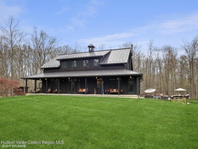 (private lake, pond, creek) Home For Sale in Gardiner New York