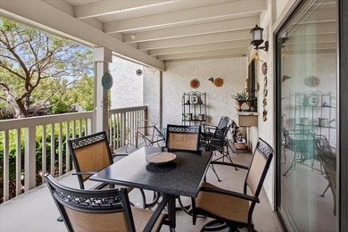 Perfection!! End unit in The Villages! Beautifully updated - photo 8