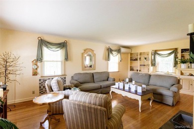 Welcome To The Sought After Lawrence Farms Area!!! This 1947 - photo 13
