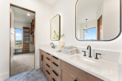 Experience modern mountain luxury in this custom 2026 Parade - photo 17