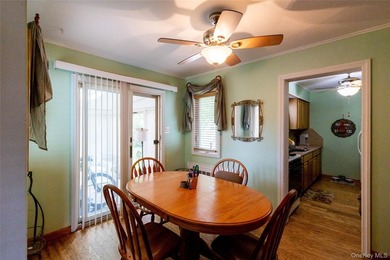 Welcome To The Sought After Lawrence Farms Area!!! This 1947 - photo 17
