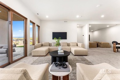 Experience modern mountain luxury in this custom 2026 Parade - photo 22