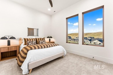 Experience modern mountain luxury in this custom 2026 Parade - photo 33