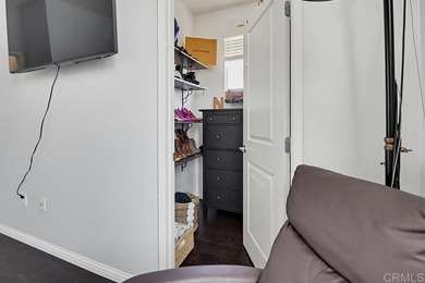 Rare VA Assumable Loan at 4.375% - Save $700/Month vs. Today's - photo 33