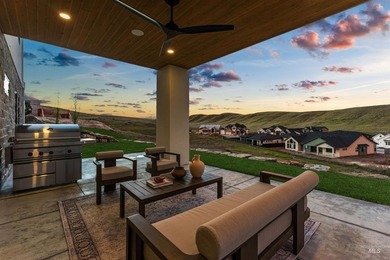 Experience modern mountain luxury in this custom 2026 Parade - photo 39