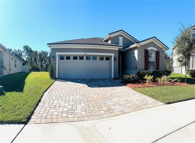 Lake Apopka Home For Sale in Ocoee Florida