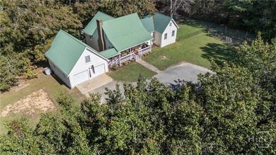 (private lake, pond, creek) Home For Sale in Colbert Georgia