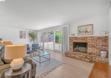 Charming upper May Valley 3 bedroom/ 2 bath home with a - photo 10
