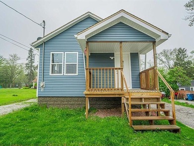 Great home for a first-time buyer or investor, conveniently - photo 1