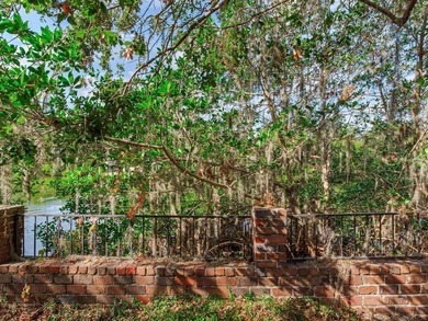 Prime Waterfront Lot for Sale at 5001 S Shore Circle, Tampa, FL - photo 17