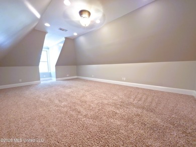 Stunning Custom-Built Home with Attached MIL (Mother-In-Law) - photo 36