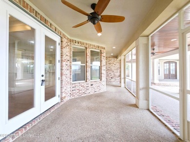 Stunning Custom-Built Home with Attached MIL (Mother-In-Law) - photo 40