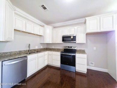 Stunning Custom-Built Home with Attached MIL (Mother-In-Law) - photo 49