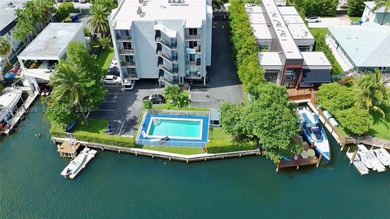 Welcome to your own slice of paradise! Bay Vista Towers is - photo 1