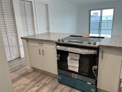 Welcome to your own slice of paradise! Bay Vista Towers is - photo 5