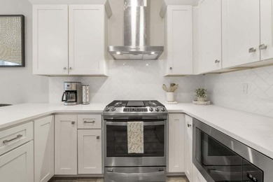 Lakefront Coastal Getaway near 30A - Your Perfect Retreat - photo 14