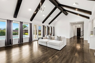 Walk inside one of Allens rarest elegance in a custom Southgate - photo 7