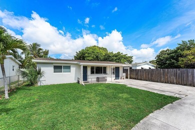 RARE OPPORTUNITY THIS SINGLE FAMILY HOME HAS BEEN UPDATED ON .17 - photo 3