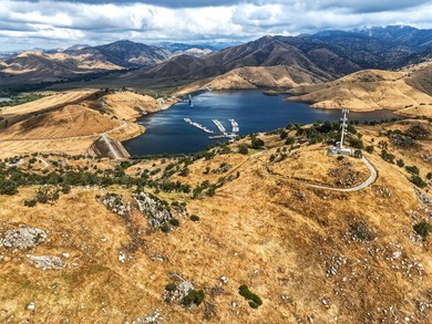 Rare opportunity to own 46.73 acres overlooking Lake Kaweah with - photo 8