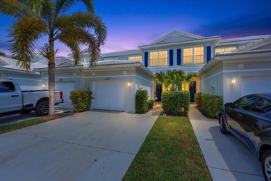 Move-In Ready 3-Bedroom Townhome! Freshly painted and - photo 1
