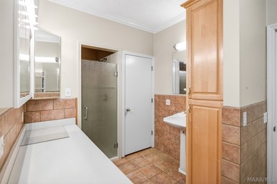 Owner has to sell price reduced $60,000.00. Stunning Lakefront - photo 31