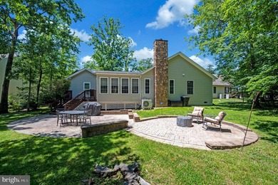 Welcome to 124 Republic Avenue in Lake of the Woods. Discover - photo 37
