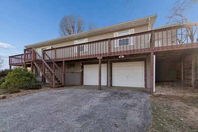 1979 Built Home and a 30x45 Morton Shop building with a concrete - photo 3