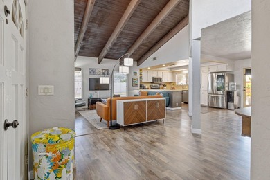 700 W Pine is Exeter's most sought-after addresses. This - photo 5