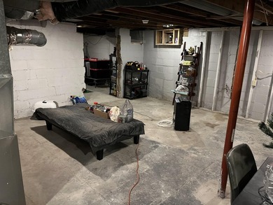 Historic farm house in need of being brought back to its - photo 24