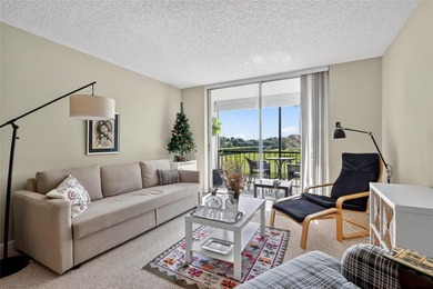 One Bedroom Condo With PGA Golf Course and Lake Views-Can Be - photo 6