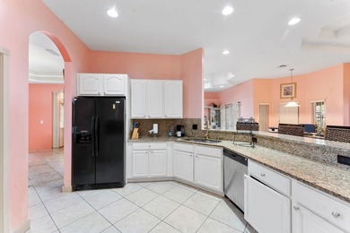 Spacious and well-maintained 3-bedroom, 2-bathroom home offering - photo 4