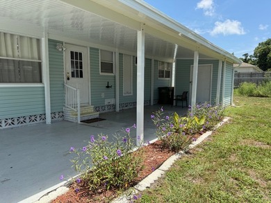 Move-In Ready 2BR/2BA Home with Major Updates in Saralake - photo 5