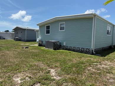 Move-In Ready 2BR/2BA Home with Major Updates in Saralake - photo 9