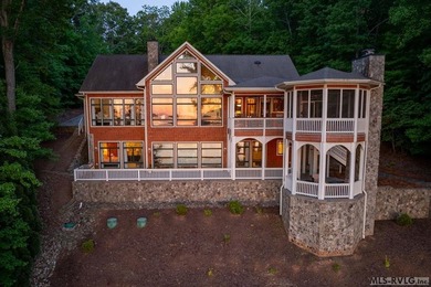 You don't come to Lake Gaston for ordinary-you come for - photo 2