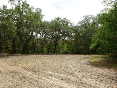 LAKEFRONT LOT IN RAINBOW LAKES ESTATES! Discover the perfect - photo 8