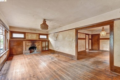 Located in the heart of South Berkeley, this property presents - photo 7