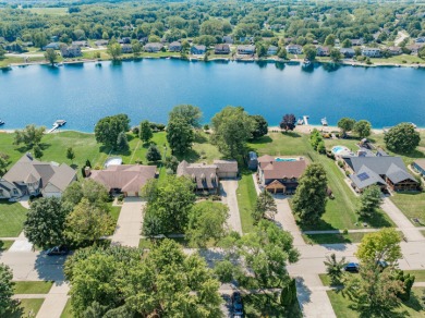 Lake San Carlos Home Sale Pending in Minooka Illinois