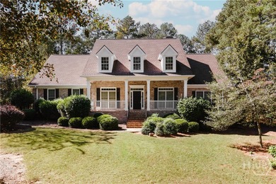 Experience timeless style and easy living in this beautifully - photo 2