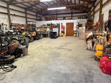 Motivated Seller wanting a quick close. Cash consideration - photo 12