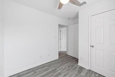 Prime Investment Opportunity! Discover a rare and versatile - photo 21