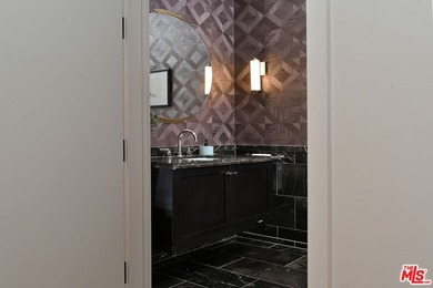 Major price adjustment. This property previously sold for $3,706 - photo 27