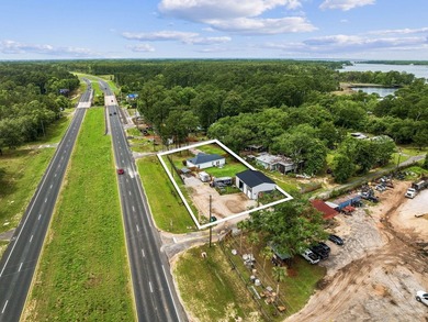 Prime Investment Opportunity! Discover a rare and versatile - photo 35