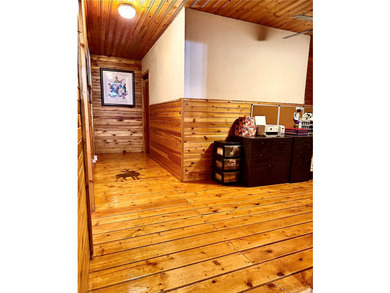 Motivated Seller wanting a quick close. Cash consideration - photo 37